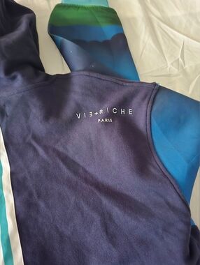 Vie+Riche Paris Navy Sleeveless Top